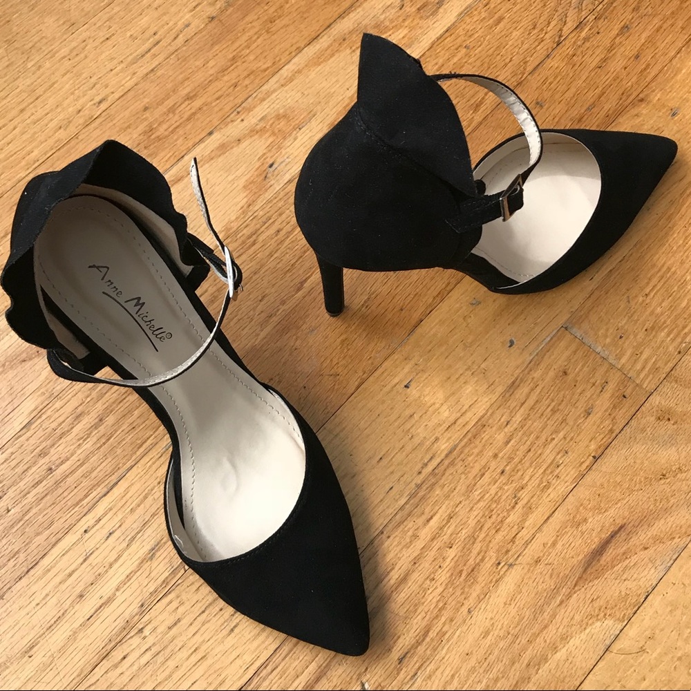 🎉SALE 🎉Anne Michelle Pointed Toe Heel - Picture 3 of 5